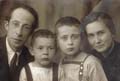 Георгий Александрович Лесскис, Вова, Саша и Ирина Константировна Бунина, 18 июня 1955 года (Саше ровно 9 лет, еще без очков). Снимок сделан в фотоателье на Пятницкой улице.